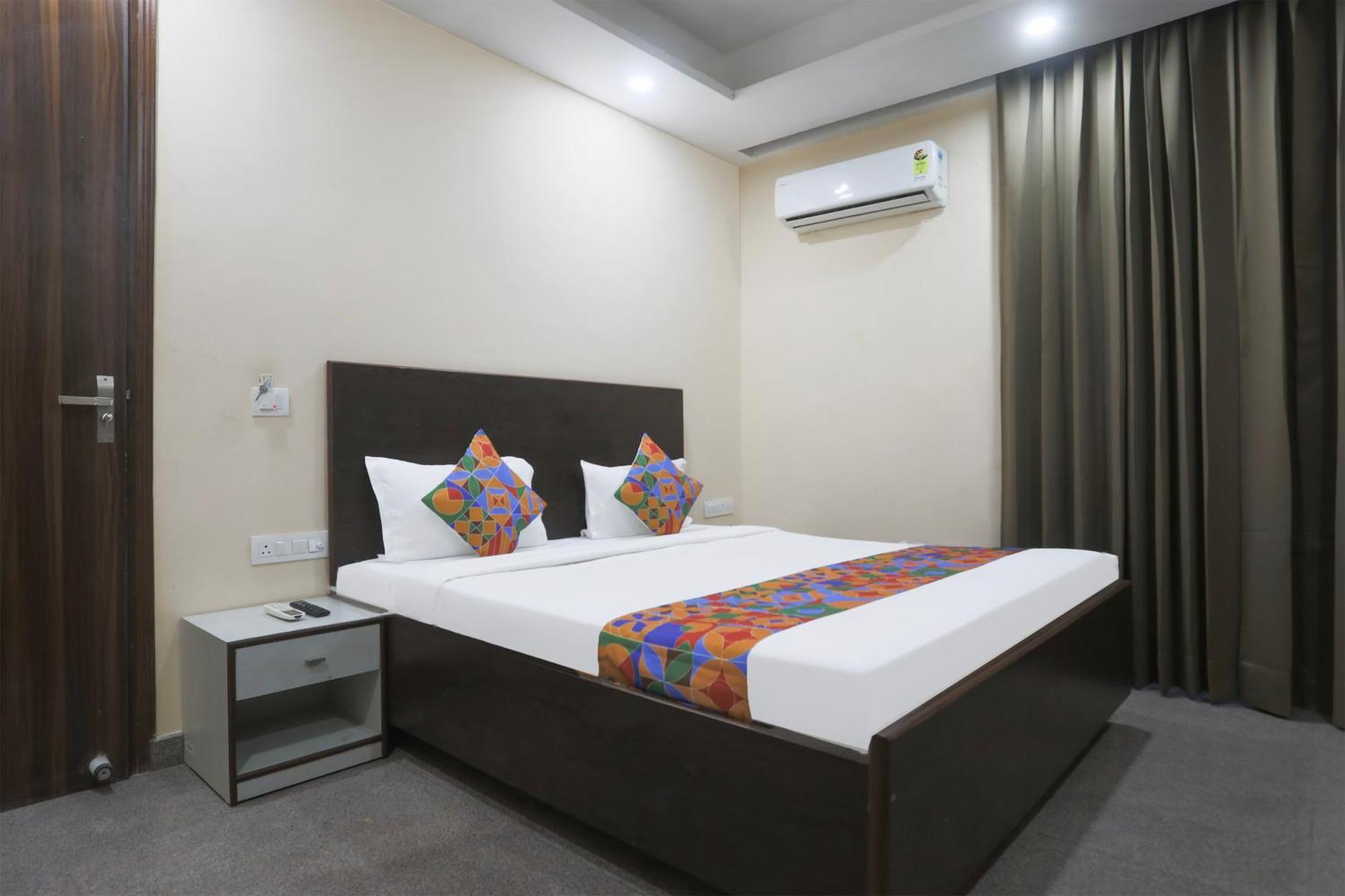 Fabhotel Bliss Premium Gurgaon Exterior foto